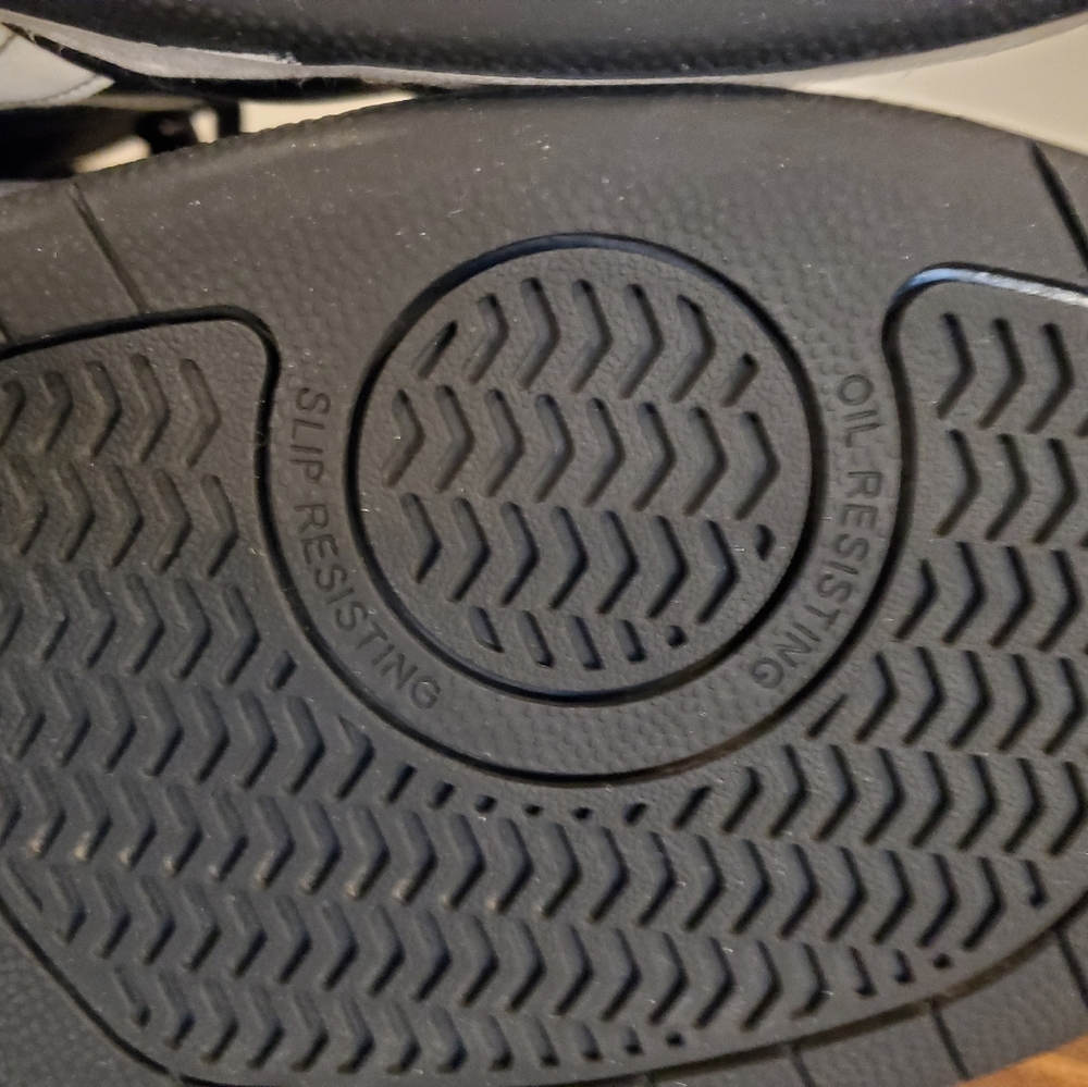 Reebok Men's Composite Toe Sneaker Size 9 Wide - image 3